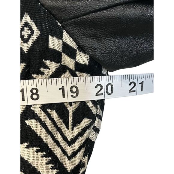 Blu Pepper Women's L Tribal Print FAUX Leather Moto Jacket Gothic Grunge Western - Picture 10 of 14